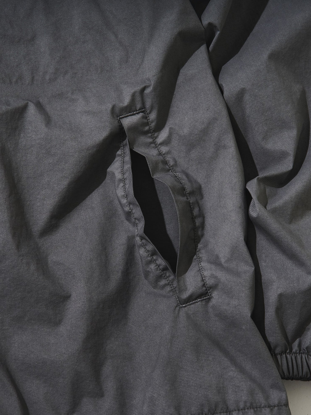 3L NYLON COACH JACKET