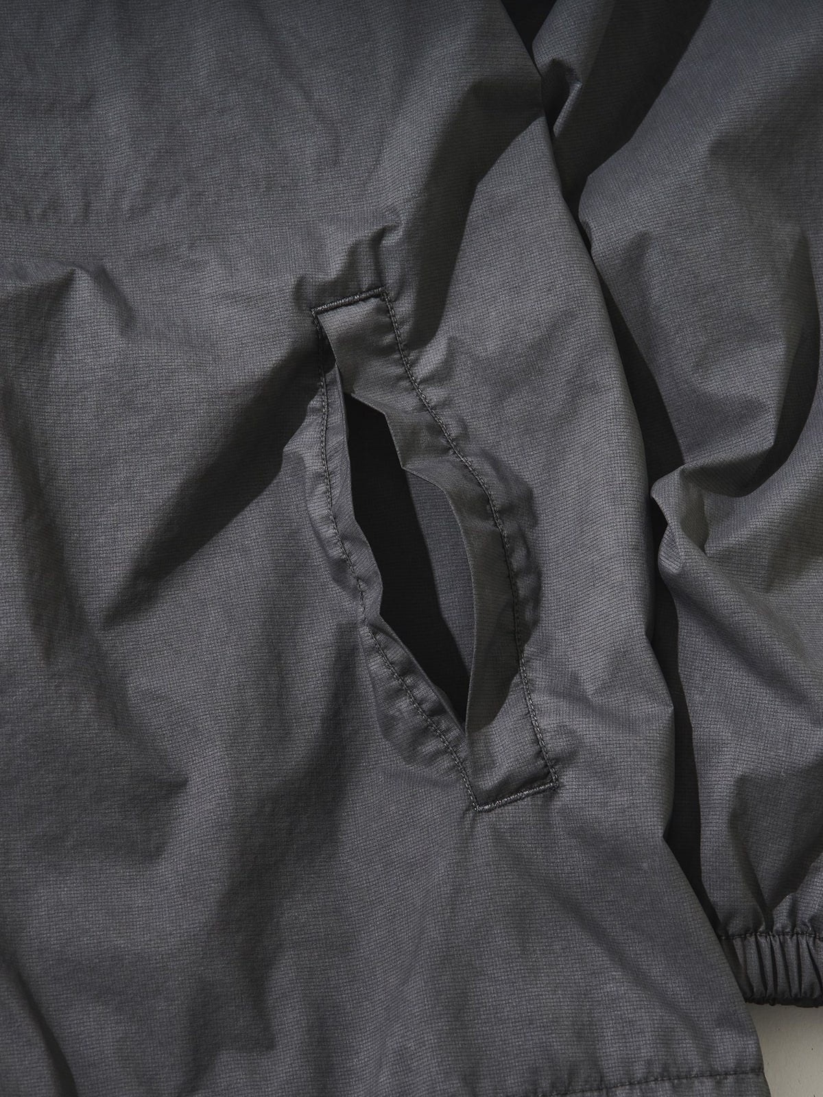3L NYLON COACH JACKET