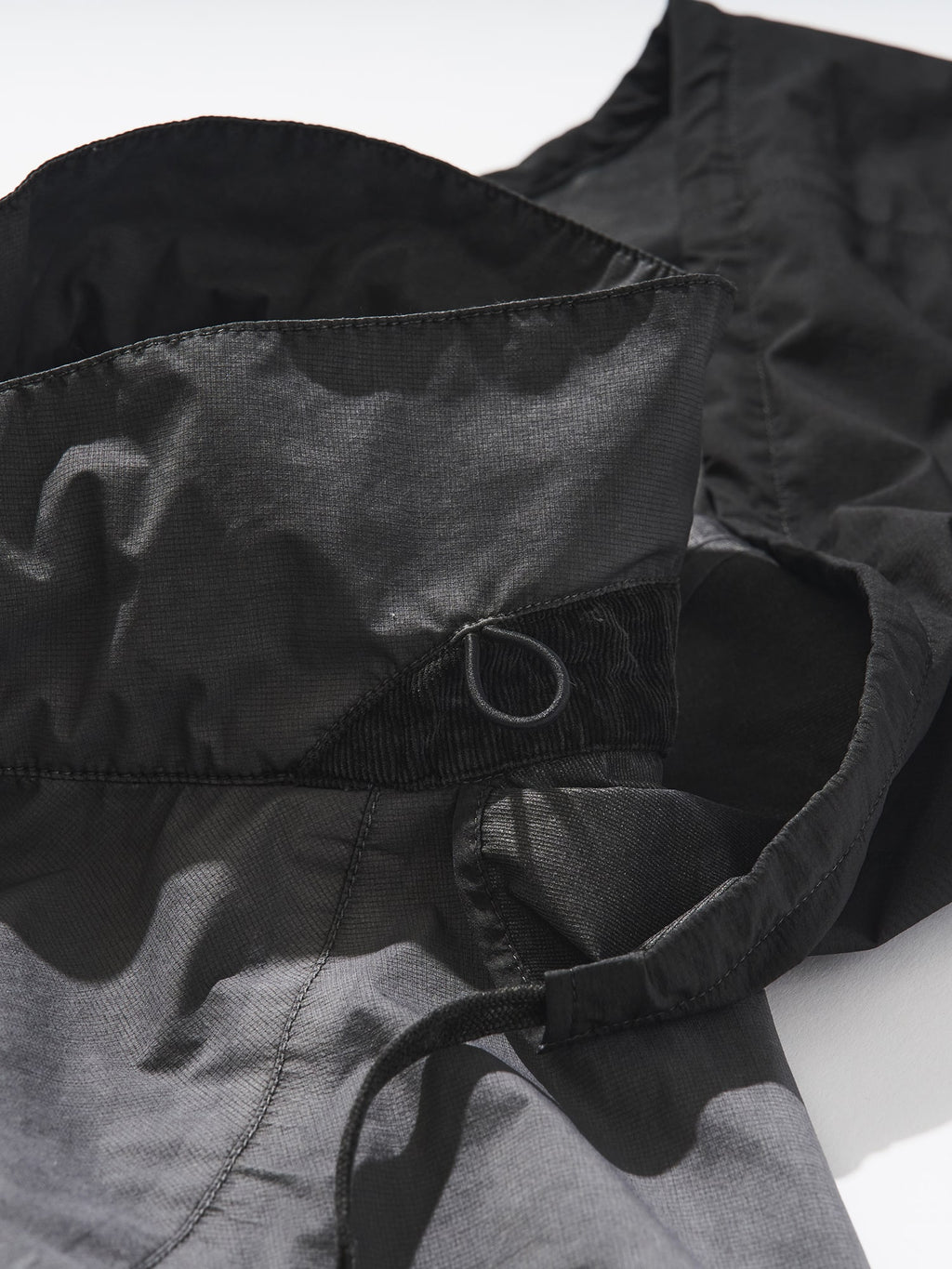 3L NYLON COACH JACKET